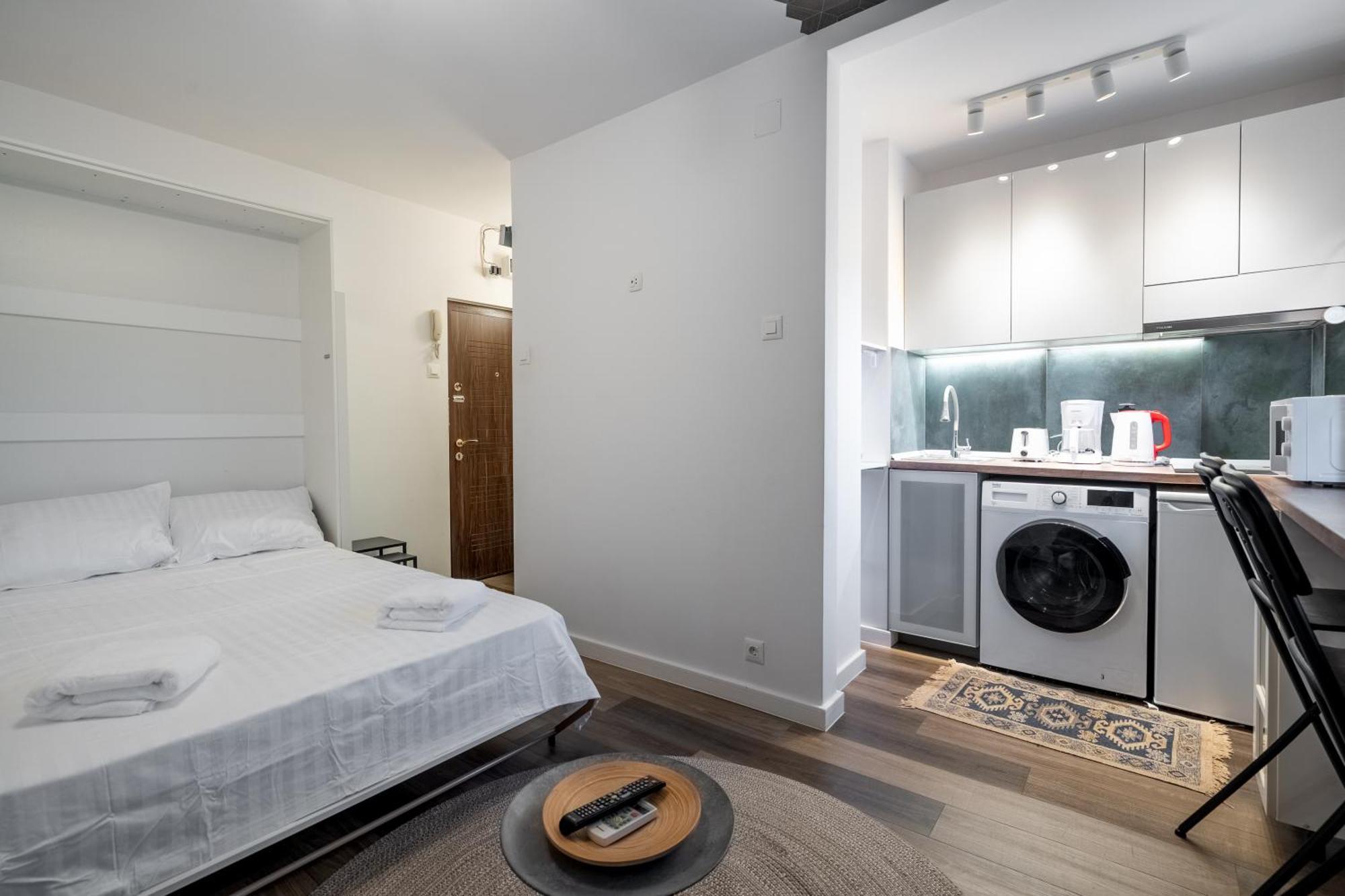 Barcianu Near Old Town & Unirii Square Apartment